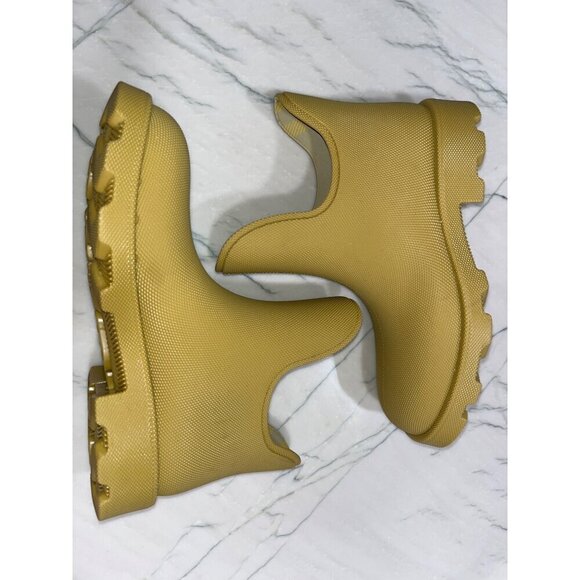 Burberry Ray Rain Boots in Manilla 44 New with Box Mens Marsh Ankle Shoe - Picture 8 of 16